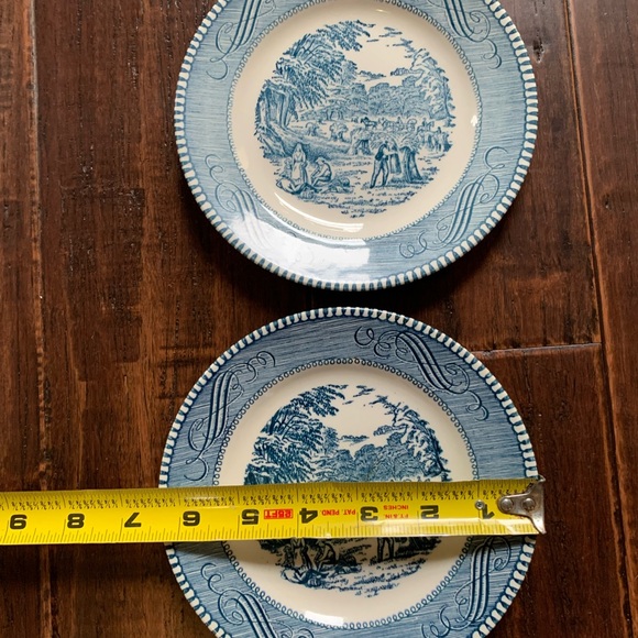 Vintage Royal Currier & Ives "Harvest" Plates - Picture 4 of 4